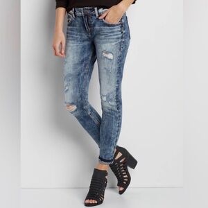 Silver Jeans Kenni Destroyed Stretch Cropped Ankle Jean 34